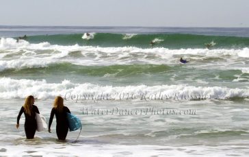 Surf Crowd Break